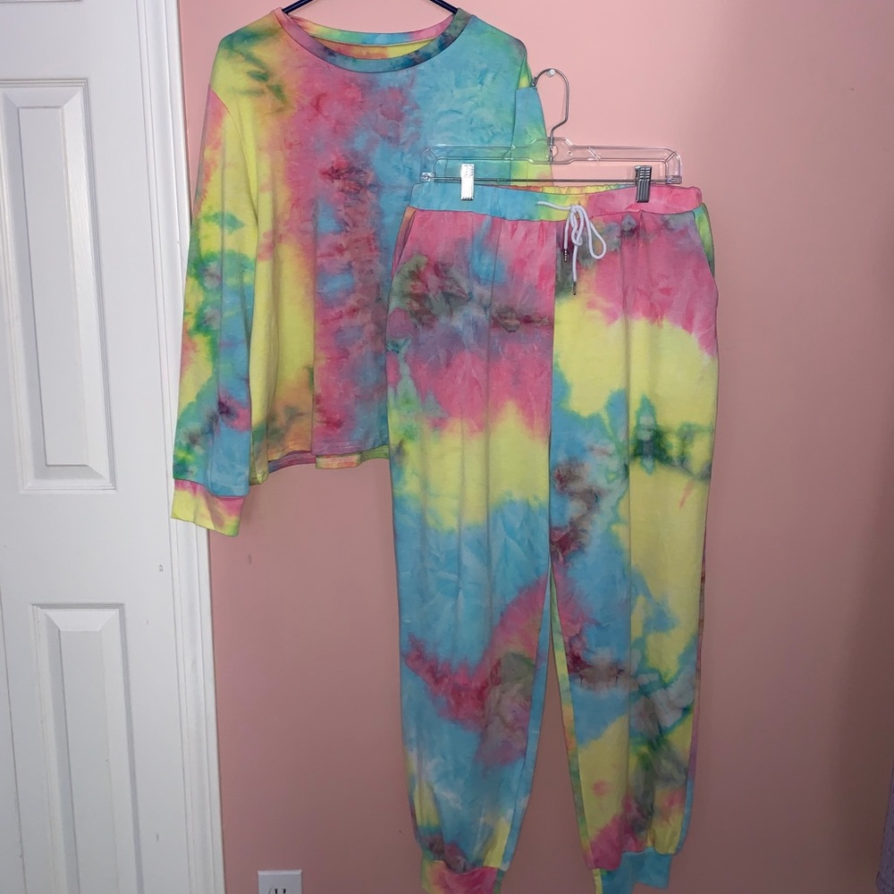 Tie Dye Lounge Set